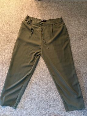 Zara Women's Olive Green Cropped Drawstring Tapered Pants